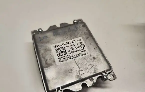 Audi A4 S4 B9 LED ballast control module 7PP941571BC 7PP941571B