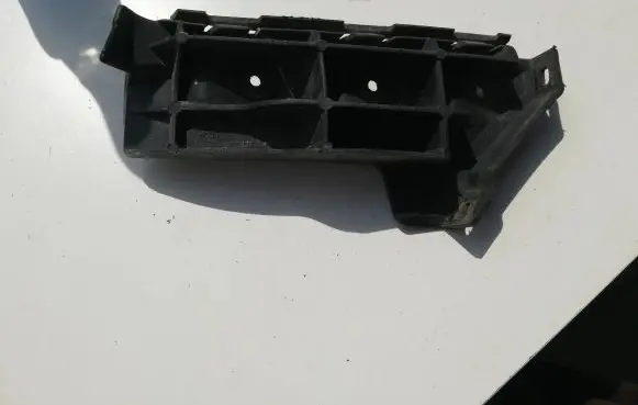Seat Ibiza III (6L) Front bumper mounting bracket 6L0807183C