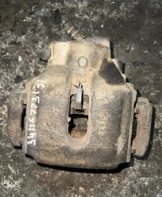 BMW 5 E39 Front brake caliper 34116773131