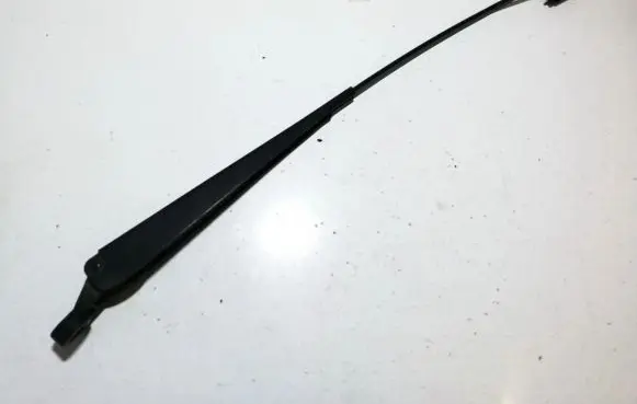 Ford Mondeo MK II Front wiper blade arm 93bg17526a2f