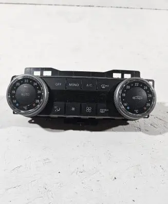 Mercedes-Benz C W204 Climate control unit 2049009104 Q01HW2109 370903