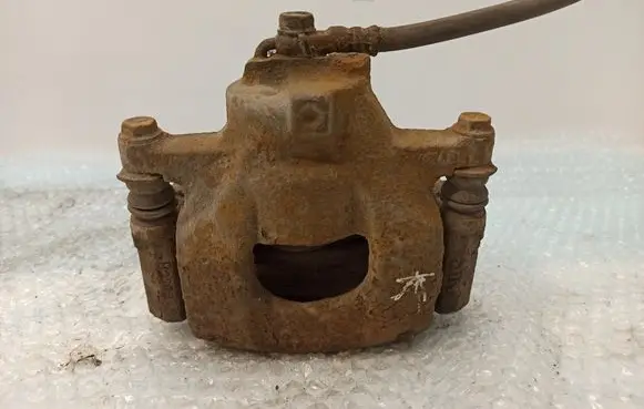 Peugeot 107 Front brake caliper