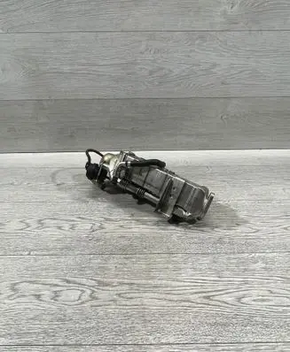 BMW 5 F10 F11 EGR valve cooler 7823210