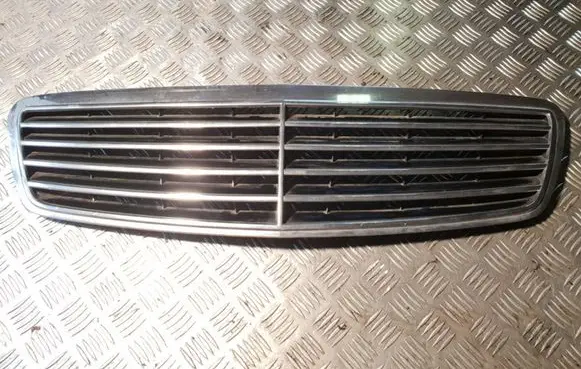 Mercedes-Benz S W220 Front grill A2208800383