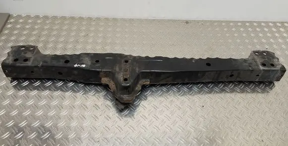Toyota Avensis T270 Front bumper cross member