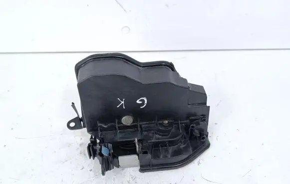 BMW X3 F25 Rear door lock 7318413