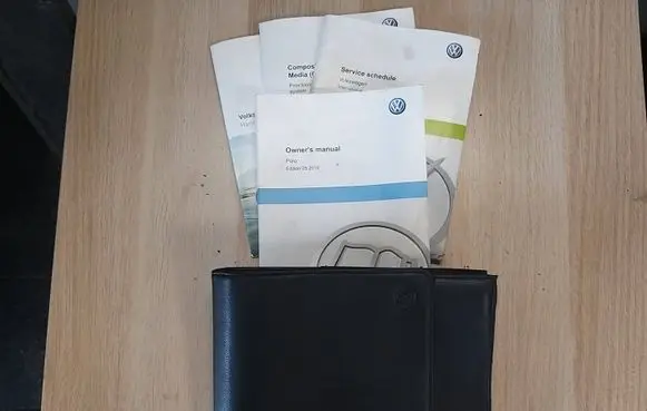 Volkswagen Polo V 6R Owners service history hand book