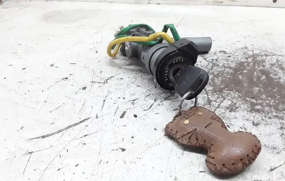 Hyundai Terracan Ignition lock