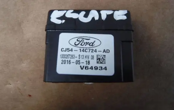 Ford Escape III Seat heating relay CJ5414C724AD