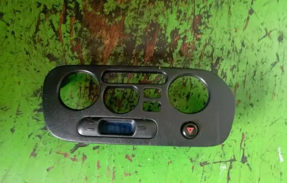 Mitsubishi Colt Screen/display/small screen