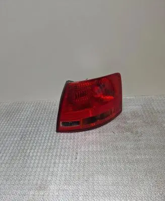 Audi A4 S4 B7 8E 8H Rear/tail lights 8E9945096E 748002 484002