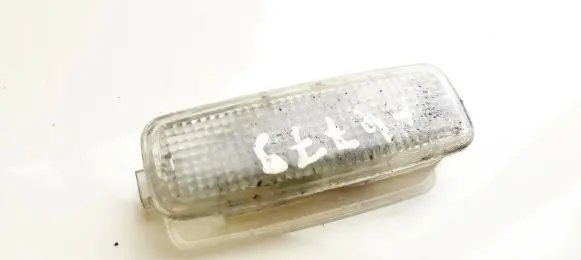 Audi A6 S6 C5 4B Other interior light 8L0947105A