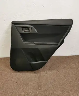 Toyota Auris E180 Other rear door trim element 