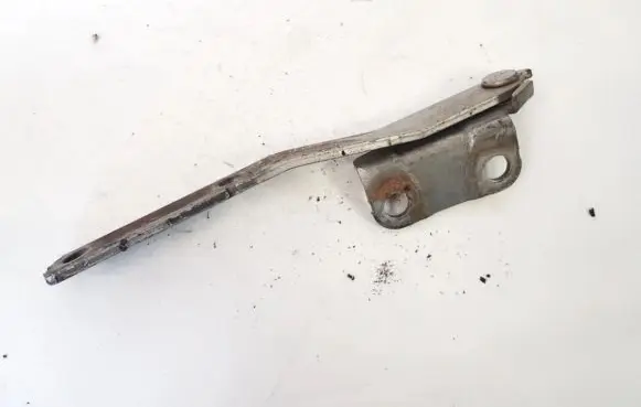 Mazda 626 Engine bonnet/hood hinges