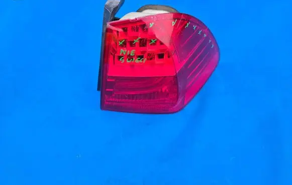 BMW 3 E90 E91 Rear/tail lights 7154160