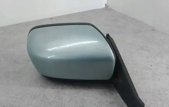 Mazda 5 Front door electric wing mirror 