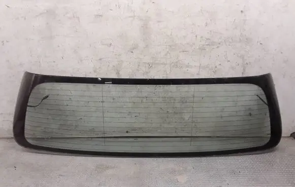 Mercedes-Benz B W245 Rear windscreen/windshield window