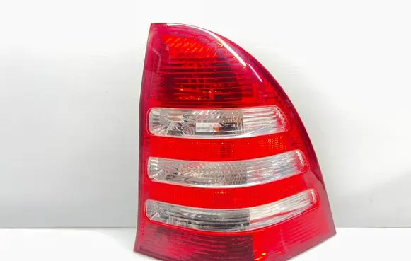 Mercedes-Benz C W203 Rear/tail lights 2038202464