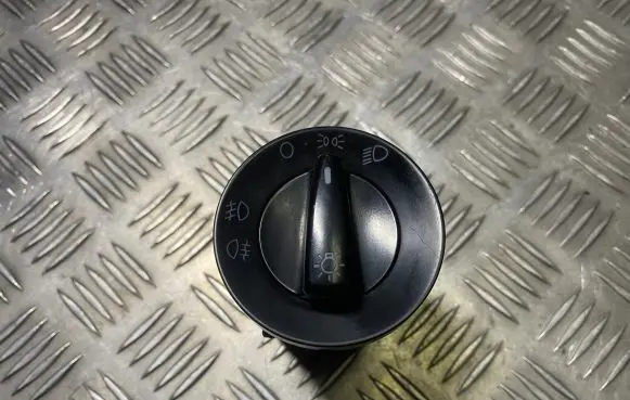 Volkswagen PASSAT B5 Light switch 1008900011 052016