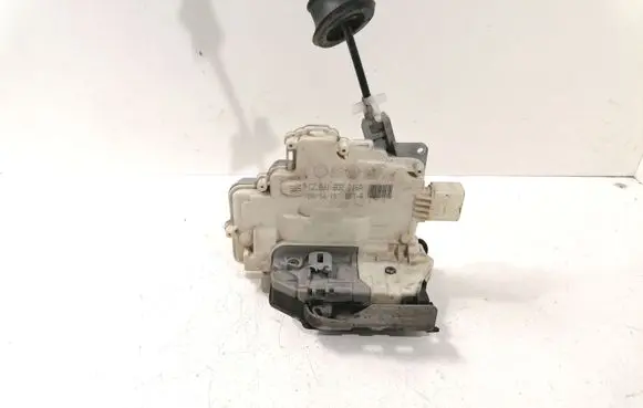 Porsche Cayenne (92A) Front door lock 8J1837016A