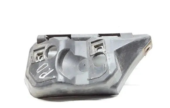 Volvo V50 Front bumper mounting bracket 30655875