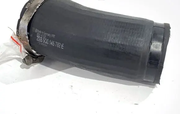Audi A3 S3 8V Air intake hose/pipe 5Q0145792E
