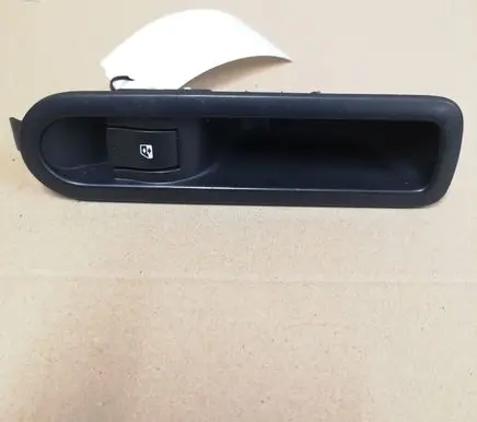 Renault Megane II Electric window control switch 156013870