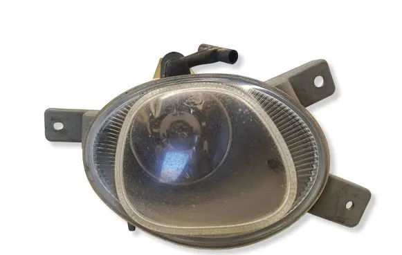 Volvo XC70 Front fog light 9190904 7258 31JAN01