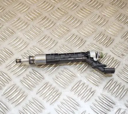 Audi Q5 SQ5 Fuel injector