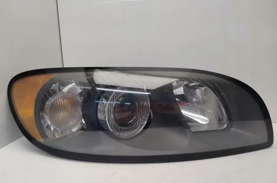Volvo C70 Headlight/headlamp 