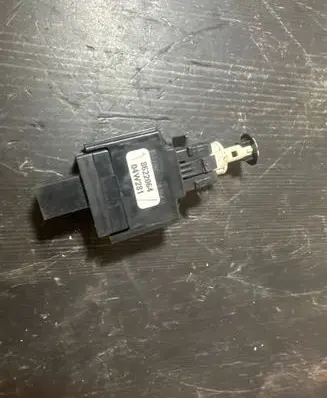 Volvo XC70 Brake pedal sensor switch 8622064 04W281