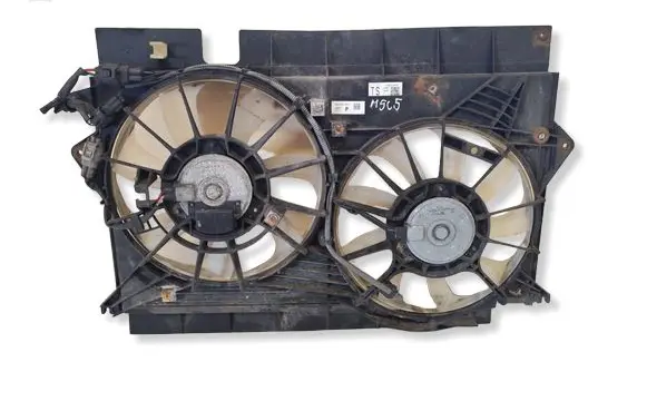 Toyota Avensis T270 Fan set 160400R160 150217