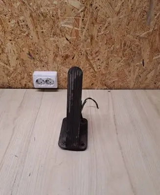 Smart ForTwo I Accelerator throttle pedal 0280752270