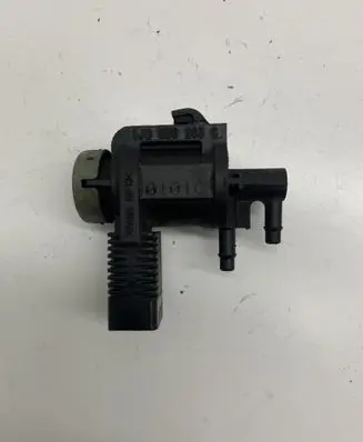Volkswagen Golf IV Turbo solenoid valve 1J0906283C