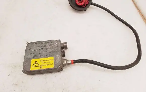 Headlight ballast module Xenon