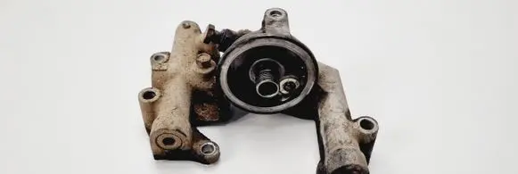 Nissan King Cab, Navara Oil filter mounting bracket