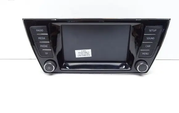 Radio/CD/DVD/GPS head unit