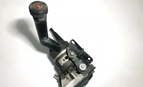 Citroen C4 Grand Picasso Power steering pump 96842525 a0013520
