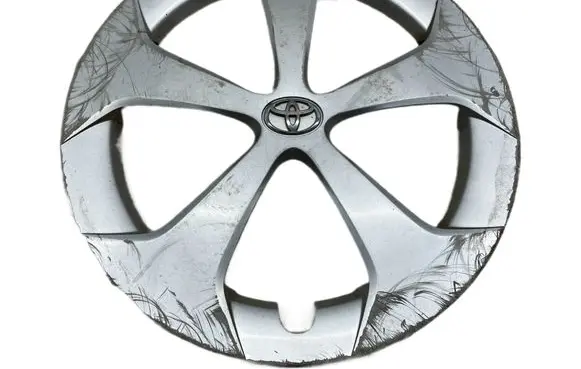 Toyota Prius (XW30) R15 wheel hub/cap/trim 