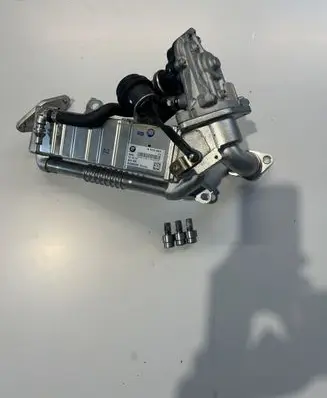 BMW X1 F48 F49 EGR valve cooler 8515891 151022