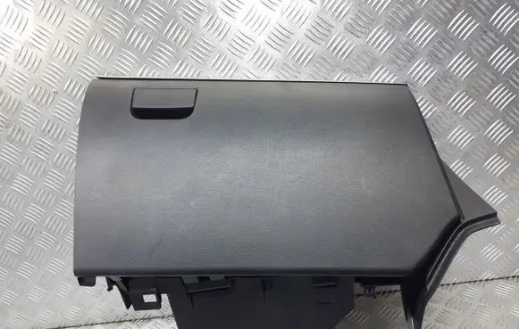 Mazda 3 II Glove box BBM4-64961