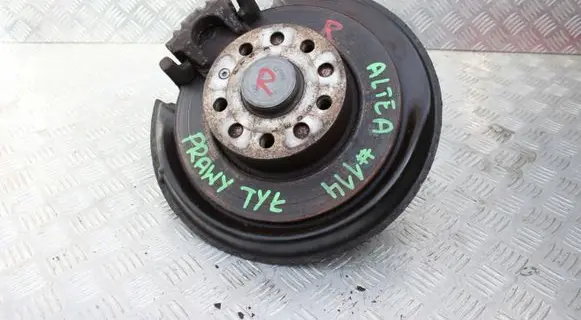 Seat Altea XL Rear wheel hub