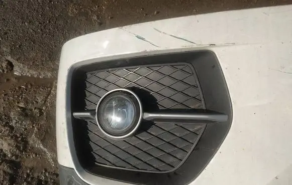 BMW X6 E71 Front bumper lower grill 