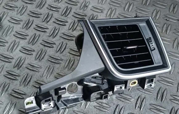 Audi Q5 SQ5 Dashboard side air vent grill/cover trim 80C820902
