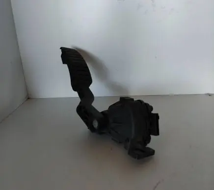Renault Laguna II Accelerator throttle pedal 8200003392 6PV00811901