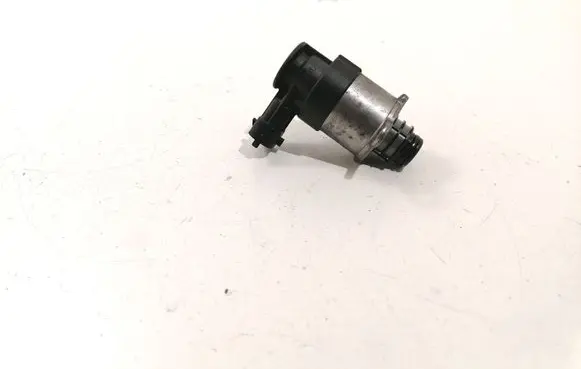 Nissan Note (E12) Fuel pressure regulator 