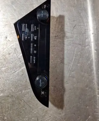 Toyota Camry VIII XV70 Climate control unit 5590033M90 A3C0150850000