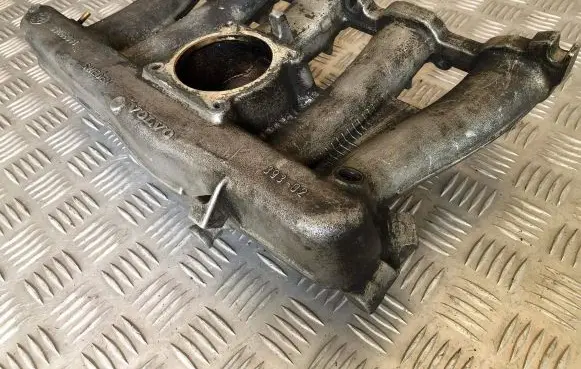 Volvo XC70 Intake manifold 09488033 39302