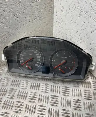 Volvo V50 Speedometer (instrument cluster) 31254776 A555K 69199420T