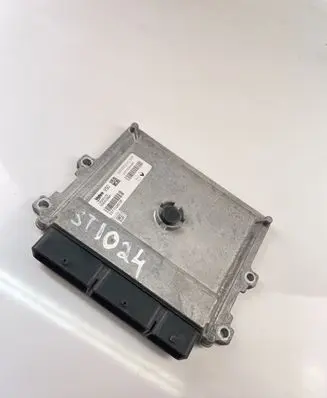 Renault Clio IV Engine control unit/module ECU 237103009R 237102803R